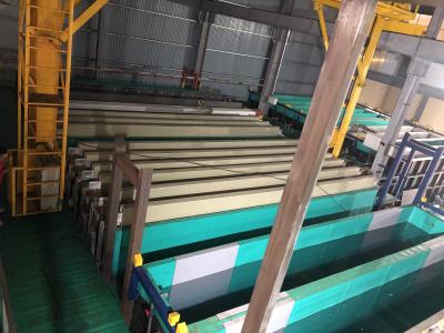 China 700T/MONTH hight quality anodizing aluminum extrusion profile produciton line à venda