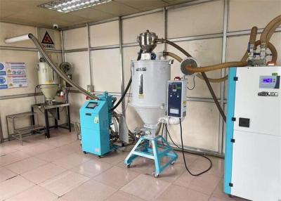 中国 Plastic Dehumidifying Hopper Dryer For Large Scale Production Drying Silo Gray Color 販売のため