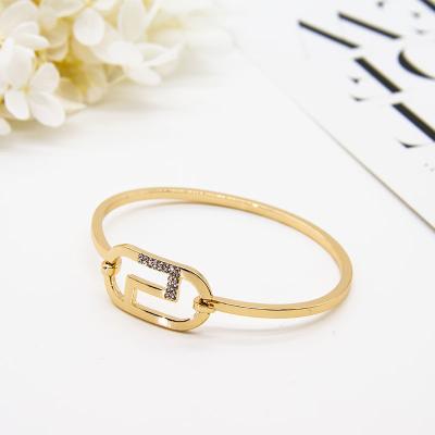 China Alloy Gold Zircon Bracelet 62mm Inner Diameter Round Hoop For Gift Party for sale