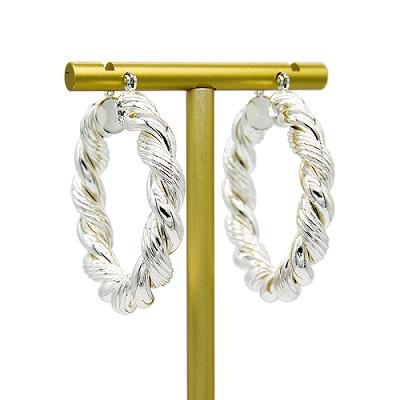 China 14k Gold Diamond Cartilage Earring Flat Back Gold Piercing Earring Silver Hoop for sale