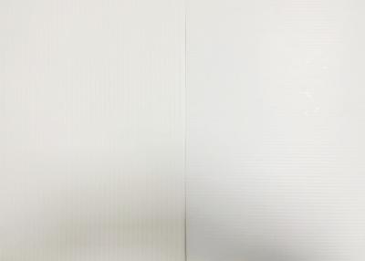 China 4 x 8 'Corex-Kunststoffplatten, gewellte weiße Farbe, 2-14 mm Dicke zu verkaufen