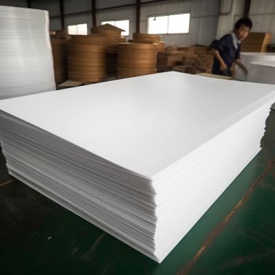 Chine Pp flexibles ont ridé les feuilles en plastique 4x8 imprimant l'utilisation 300 - le poids 1100gsm à vendre