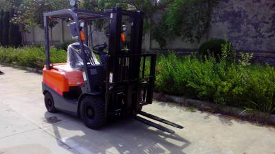 China 1.8T Diesel Powered Forklift Container Lift Truck FD15T New Condition for sale