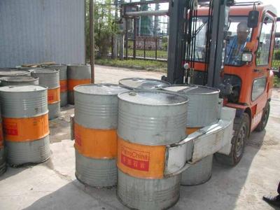China Rotating Drum Clamp Forklift Truck Attachments Used In Bulk Cargo Handling for sale