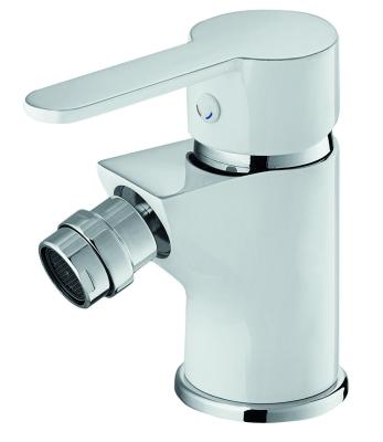 China Contemporary Single Hole Bidet Toilet Tap Swivelling Basin Spray Tap for sale