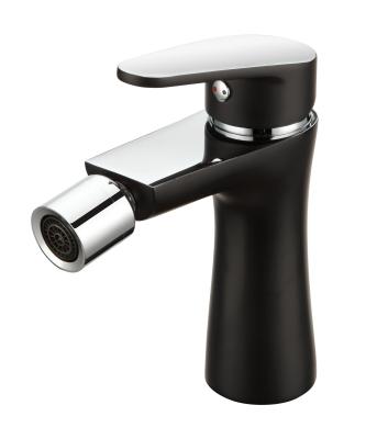 China Single Hole Classic Brass Black Bidet Tap With 35Mm Ceramic Disc for sale