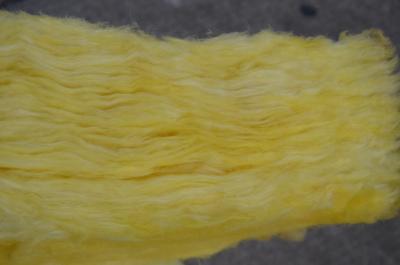 China High Temperature Resistant Yellow Glasswool Insulation Batts R 3.5 / R 4.0 for sale