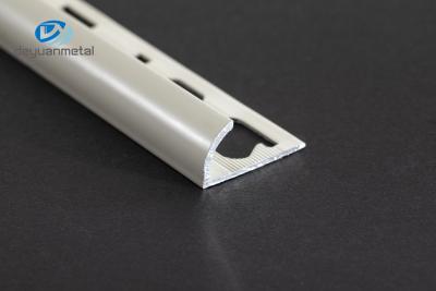 China branco de canto de alumínio do revestimento do pó da guarnição da espessura 6063 de 1.0mm para o aparamento da parede à venda