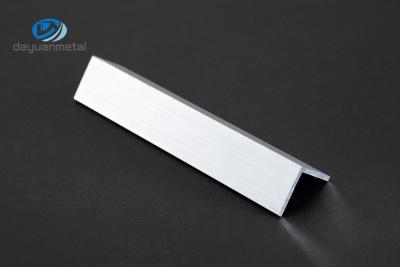 China 6063 Aluminum Angle Profiles 2.5m Length Matt Silver Mill Finish for sale