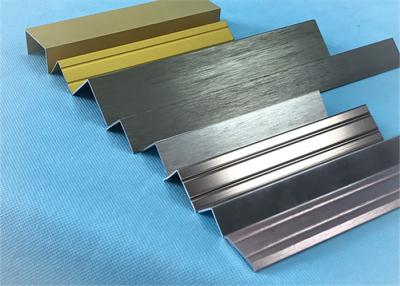 China Kundengebundene Längen-Aluminiumboden-Streifen/Aluminiumverdrängungs-Ordnung für keramische Dekoration zu verkaufen
