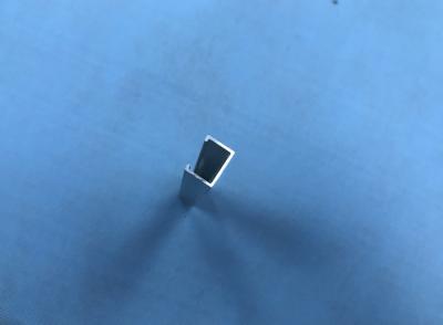 China Aluminiumaluminiumstärke der Legierungs-6063 fach-Profil-glasierende der Perlen-1.0mm zu verkaufen