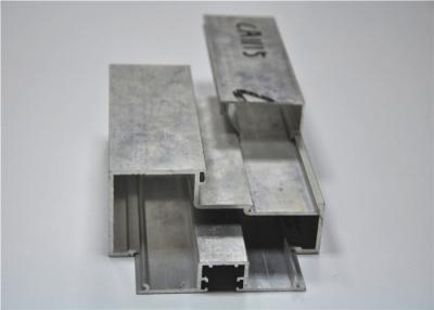 China Muela los marcos de puerta de aluminio acabados 6063/6005 T5 con el amortiguamiento artificial en venta