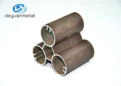 China Pulverisieren Sie beschichtendes schwarzes Aluminiumprofil, dekorative Aluminiumprofile 6063-T5 zu verkaufen