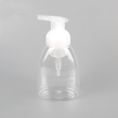 China Botella líquida recargable vacía clara adaptable de la espuma del desinfectante de la mano 100ml en venta