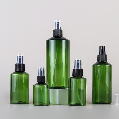 China Botella fina plástica recargable verde del espray de la niebla de la botella 100ml 50ml 150ml 200ml 500ml de la bomba para la pintura desinfectante en venta