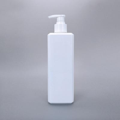 China 16.7oz 500ml Silver White Plastic Shampoo Pump Bottles Empty Lotion Dispenser For Bathroom for sale