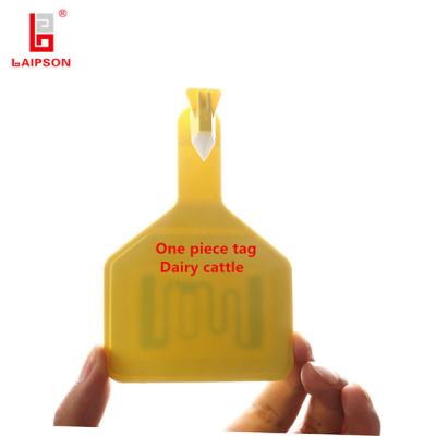 China 113*75mm Yellow  UHF RFID  Tags Cattle Tracking Long Distance 8-10m for sale
