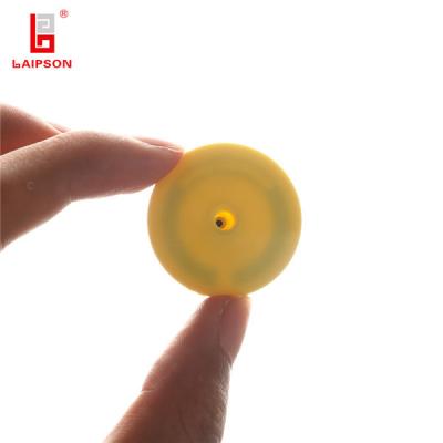 China LAIPSON Frequency Electronic UHF Cattle Tags Temperature Resistance Small Size 32*24mm for sale