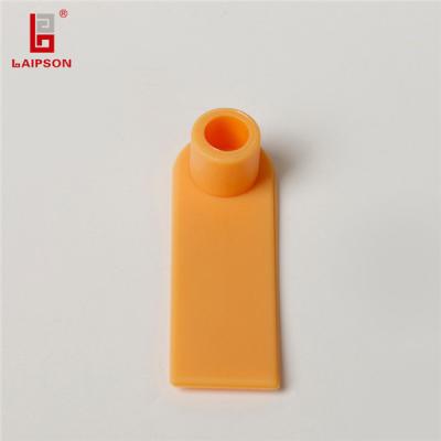 China 3g Orange UHF Ear Tag Customized Chip 860-960 MHZ For Ovine 48mm*17mm for sale