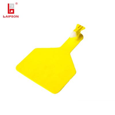 China 113mm *75mm One Piece Cattle Ear Tags For Tracking Identification Management for sale