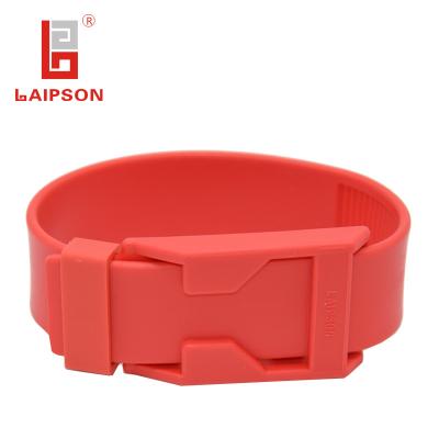 China LAIPSON  Dairy Livestock Cow Leg Straps Different Color 356mm*30mm ISO9001 for sale
