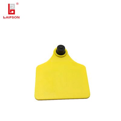 China Customizable 5m UHF RFID Livestock Animal Ear Tags For Cattle Sheep Pig for sale
