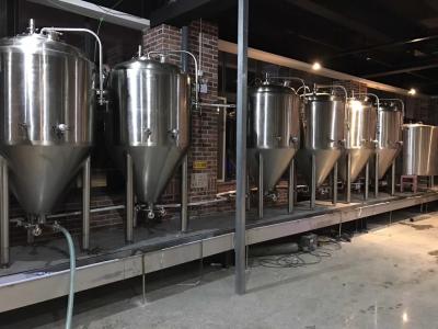 China 2000L Large Scale Brewing Equipment 304 Sanitary Pumps With VFD Controls for sale