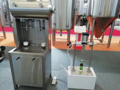 China 50Hz SUS304 Automatic Glass Bottle Filling Machine For Beer / Beverage for sale