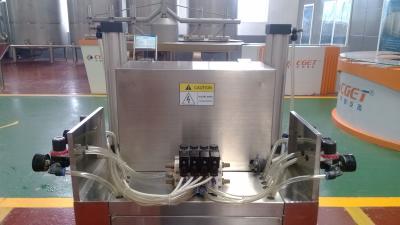 Chine Machine de remplissage régénératrice en plastique de bière pression de barillet comprenant l'acier inoxydable à vendre