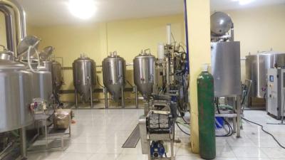 China Nahrungsmittelgrad-Edelstahlhauptgebräu Ausrüstung, Wein-Fermenter zu verkaufen