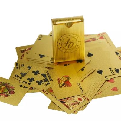Chine L'or a personnalisé les cartes de jeu imperméables de plastique 63*88mm à vendre