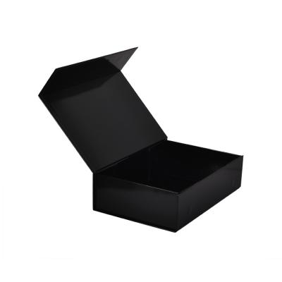 Китай Универсальная картонная коробка одежды, черная рифленая доставка кладет Recyclable в коробку продается