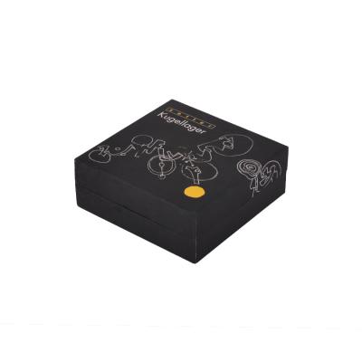 China Schwarze weiße starke Pappseifen-verpackender Papierkasten-Deckel Logo Yellows 2mm und unterer Kasten zu verkaufen