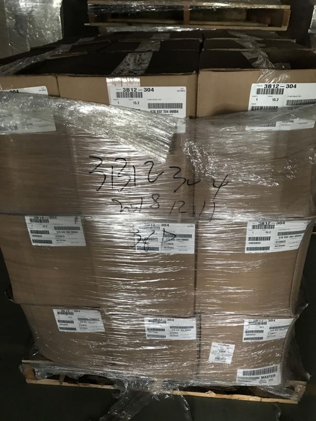自動車部品3b12-304 Goodyearの空気ばねの十字W01-358-8013の空気ばねの三重の複雑なエアー バッグFT330-29 CI 1/4 NPT 3b12-306