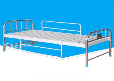 China La cama de hospital del mismo tamaño del metal, pega la cama de hospital con epóxido pintada de Seguro de enfermedad del marco en venta