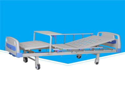 China 2130 * 960 * 500mm Manual Hospital Bed 0 - 75 ° Back Section Lifting Angle for sale
