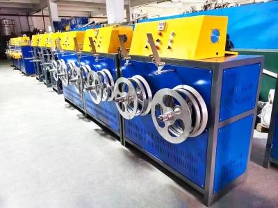 China <p>Línea de producción de tiras de plástico totalmente automática Máquina de fabricación de tiras de PET de 120 kW con tensión > 850 kg para cinta y tiras</p> en venta
