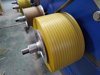 China Máquina de fabricação de tiras de PP versátil para diferentes aplicações de embalagens à venda