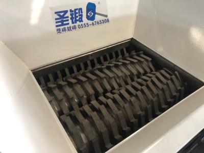 China 55SiCr And H13 Material Plastic Double Shaft Shredder Machine Blade And Knives for sale