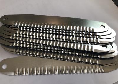 中国 440Cステンレス鋼のナイフをスライスしている波状の刃の野菜およびフルーツ 販売のため