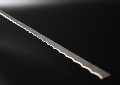 China dureza industrial ondulada de acero inoxidable HRC58 de la cuchilla de cortador 440C alta en venta