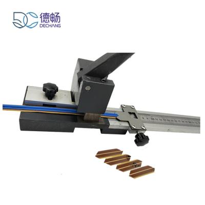 China New Precise Creasing matrix Cutting Machines Manual Operation Cutter for sale