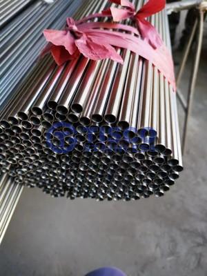 China Tubos de aço inoxidável de cor escura com resistência a altas temperaturas à venda