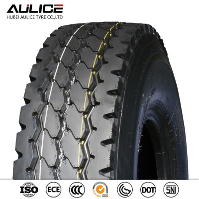 China Radial 7.00R16 12PR Heavy Equipment Tyres Dump Truck Tires Light Truck Tyres with High Load Bearing Capabilities AR1017 for sale