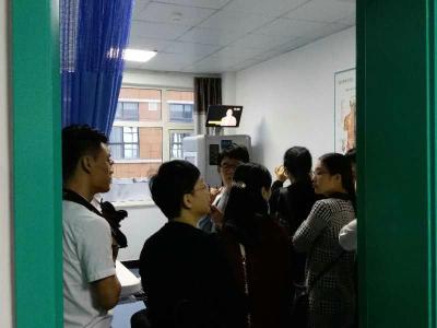 중국 유압 비 외과 척추 감압 기계 판매용