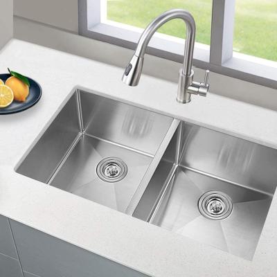 China 32'' 18 Gauge Undermount Stainless Steel Kitchen Sink Double Bowl for sale