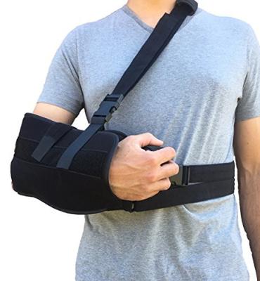 China Certificado universal ortopédico do CE de FDA do estilingue do braço do hospital do imobilizador do ombro à venda