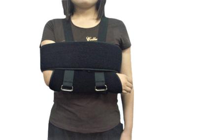 China Universal Medical Arm Sling Shoulder Immobilizer Sling With Adjustable Strap for sale