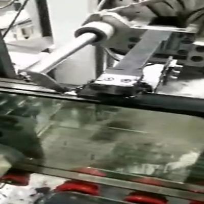 中国 Vertical glass sealing robot machine automatic insulating glass sealing robot horiz ontal 販売のため