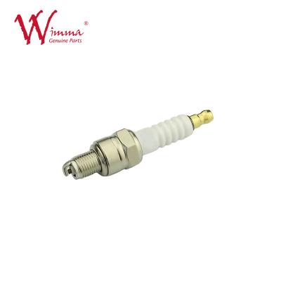 China DR8EA Motorcycle Spark Plug D8RTC With Resistor Parts zu verkaufen